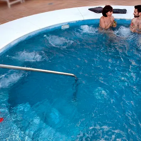 Leo Deluxe (adults Only)