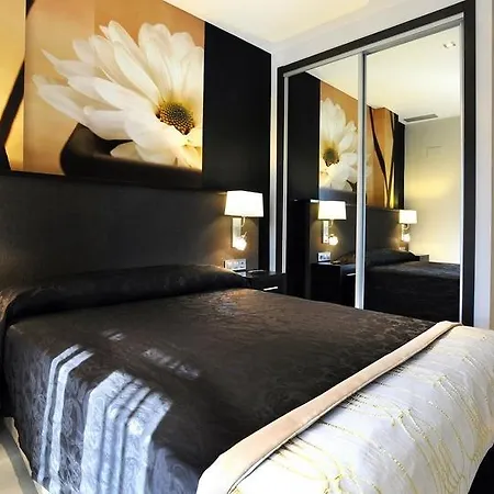 Leo Deluxe (adults Only)