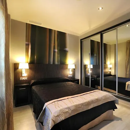 Leo Deluxe (adults Only) Apartment *